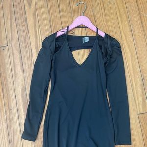 H&M open shoulder long sleeve mini dress